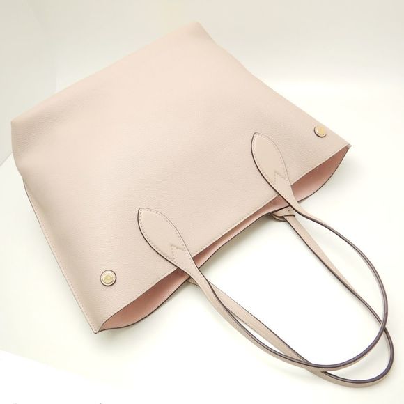 Louis Vuitton Lock Me Go Calf Greige Tote Bag Crème - Picture 2 of 8